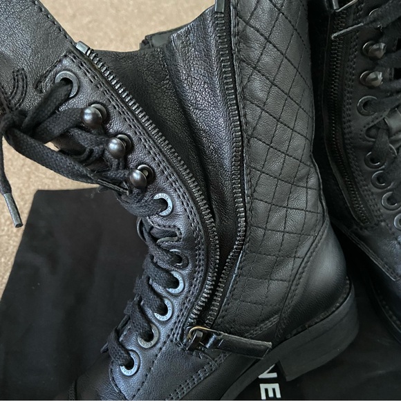 Chanel Black Leather Interlocking CC logo Combat Moto Boots Lace Up Size zip - Picture 6 of 16